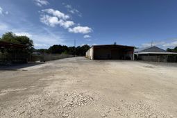 8008 Dorchester Road photo 4