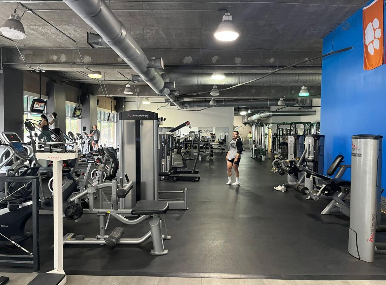 69 Wentworth Street Photo 5