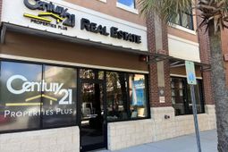 2000 Sam Rittenberg Boulevard photo 4