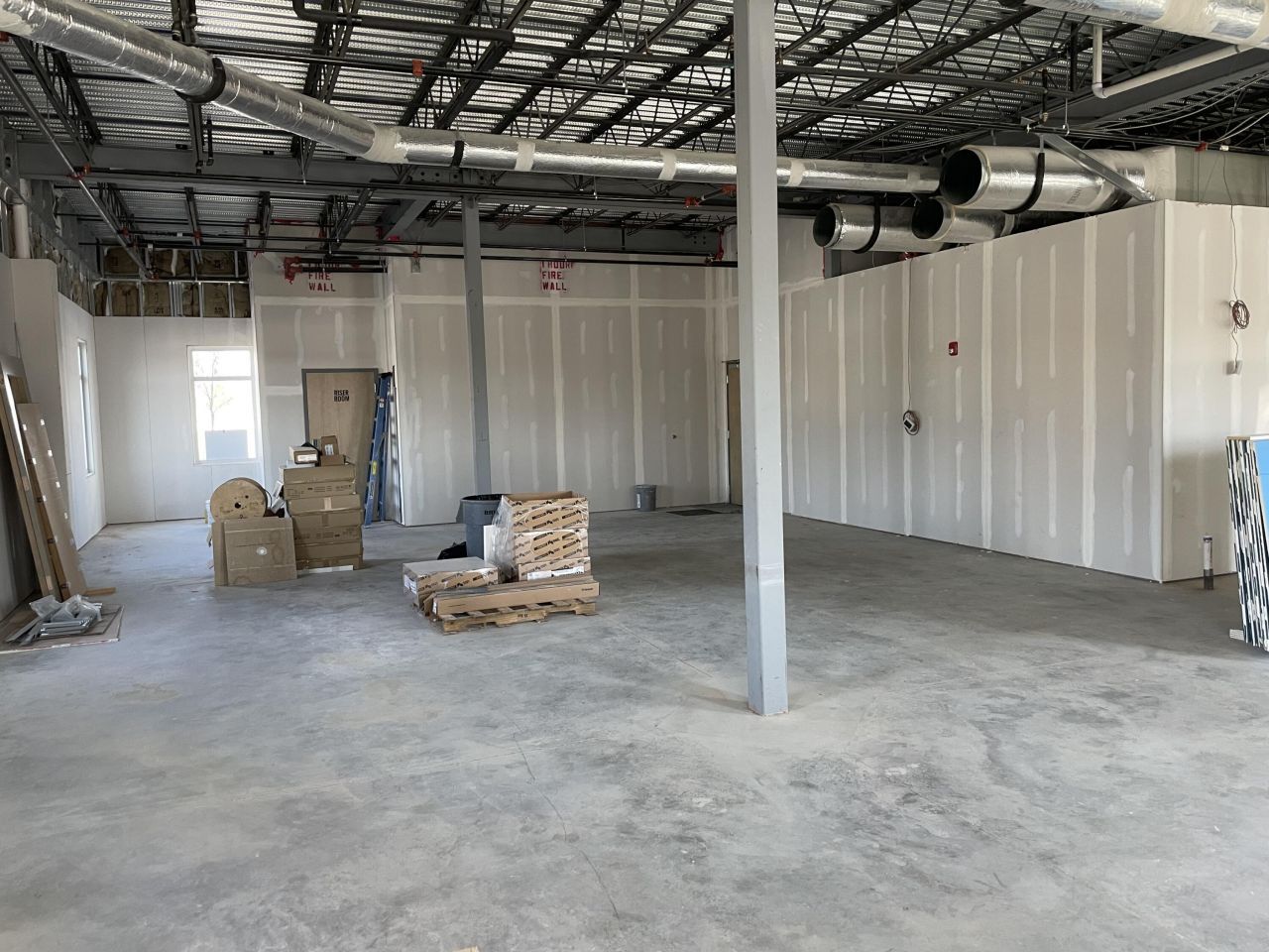 4917 Centre Pointe Drive Photo 7