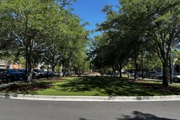 1181 Oakland Market Road photo 4