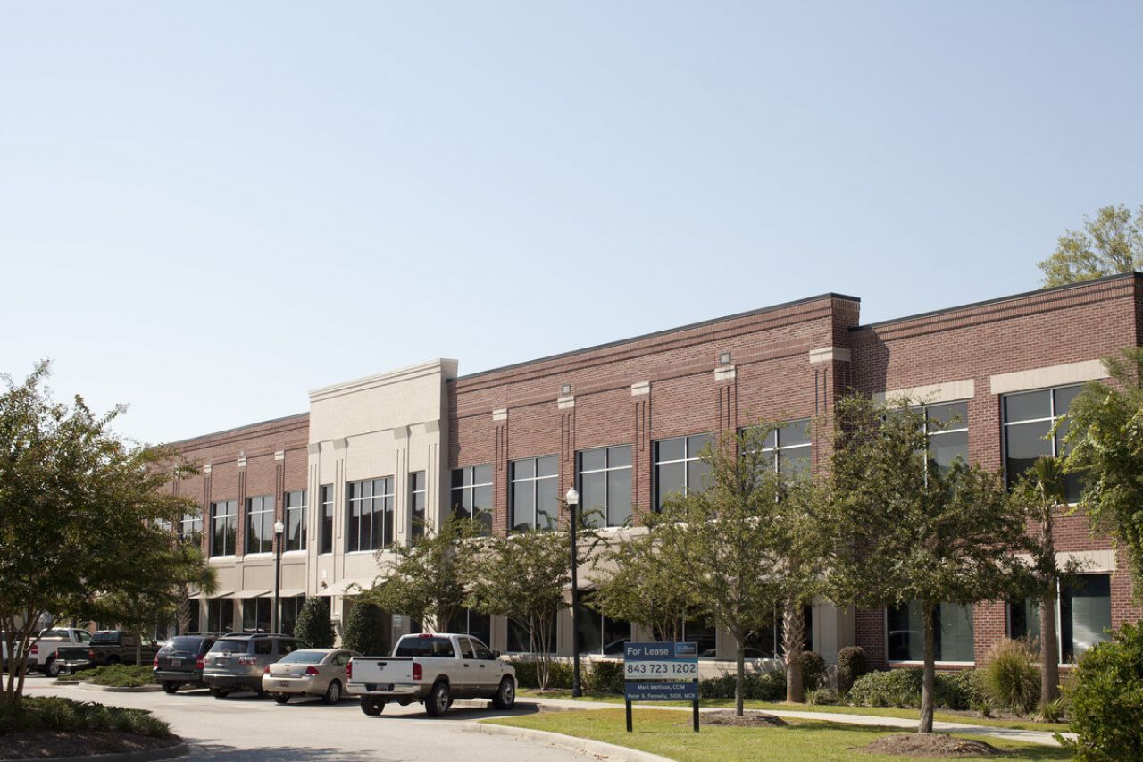 1671 Belle Isle Avenue Photo 4