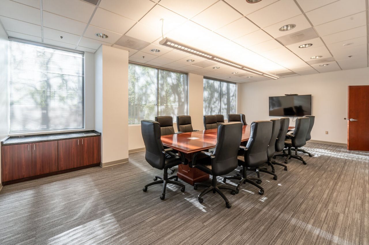 1671 Belle Isle Avenue Photo 7