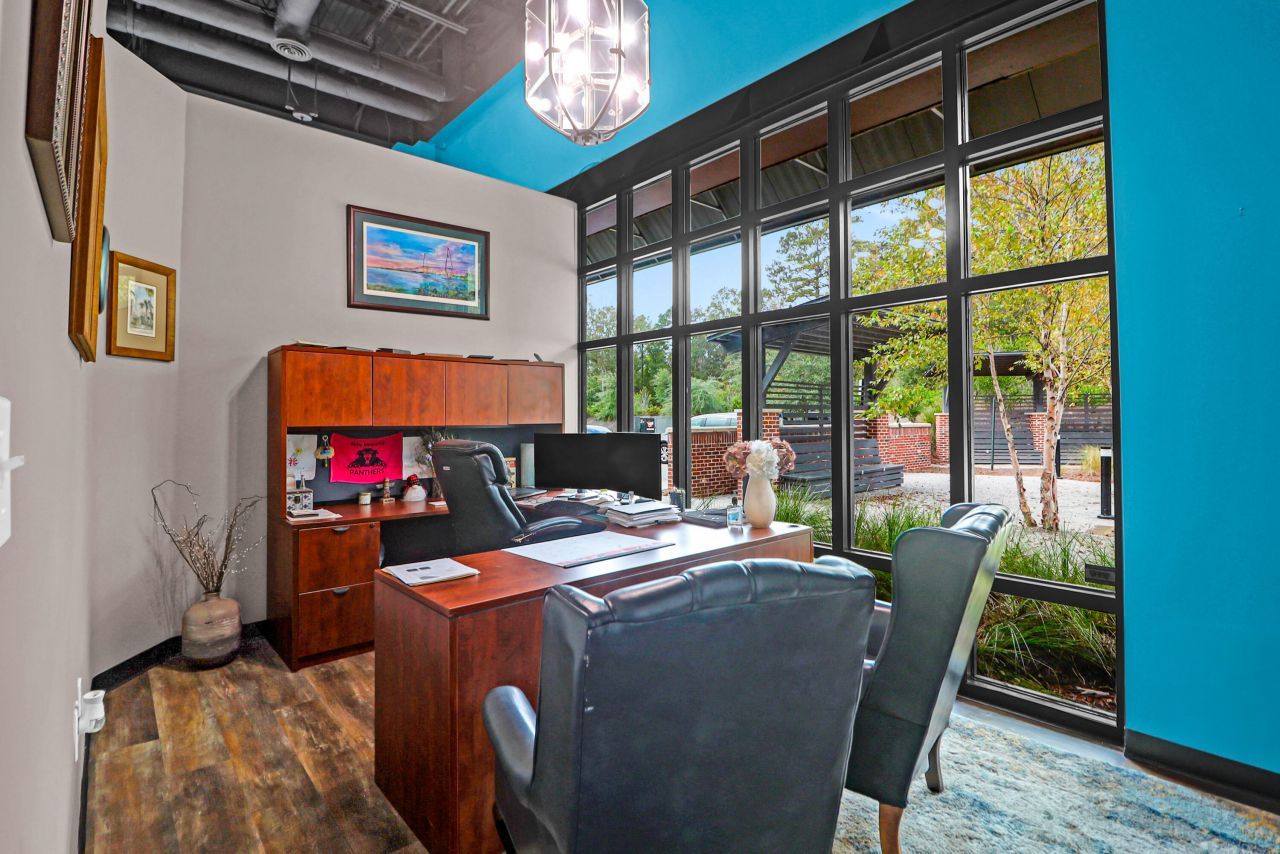 3861 W Ashley Circle Photo 4