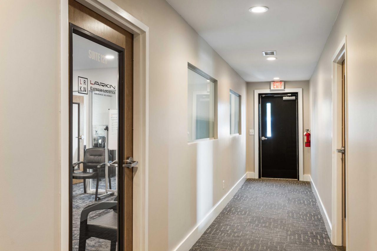 4151 Spruill Avenue Photo 10