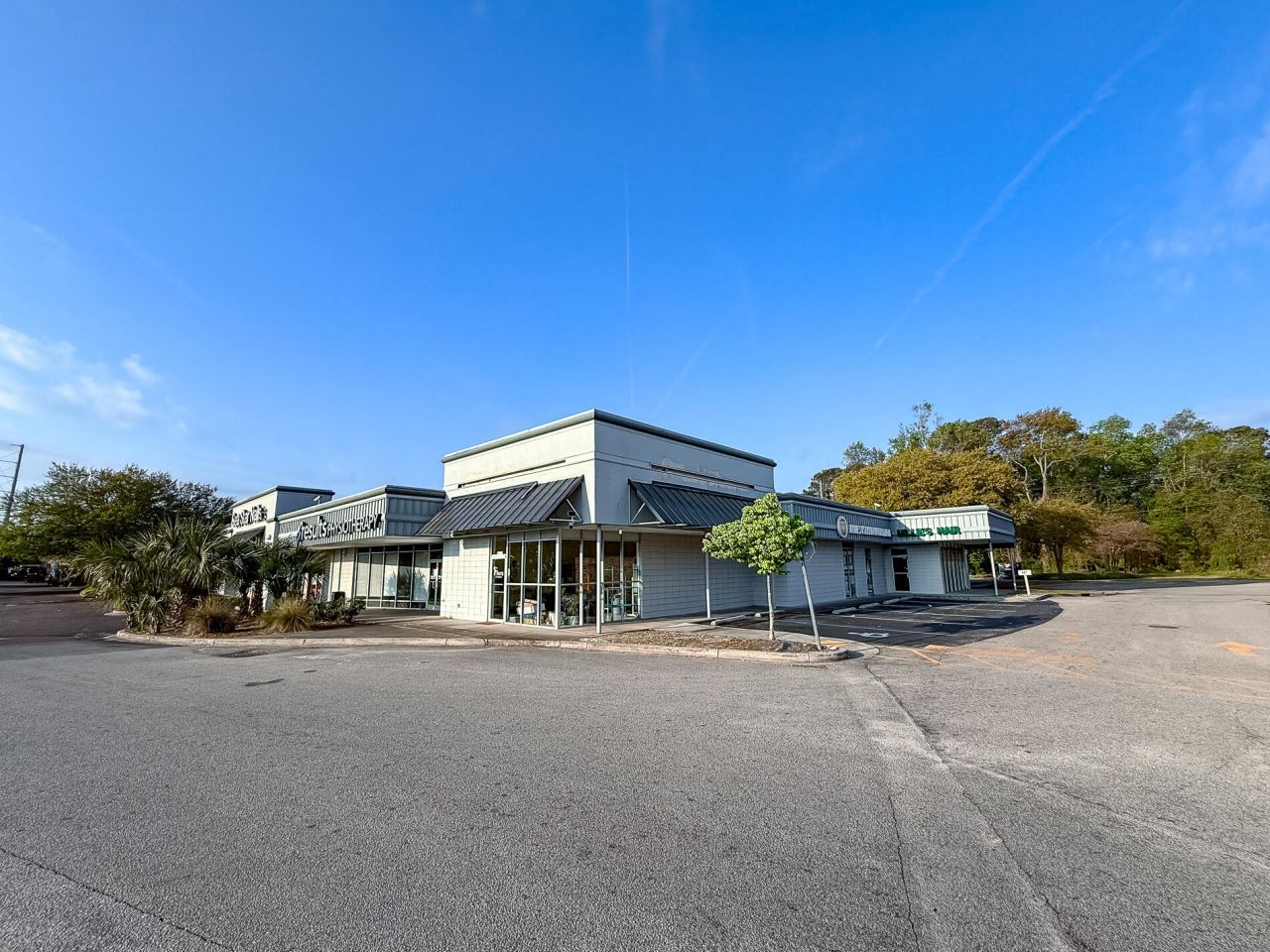 915 Folly Road Photo 5