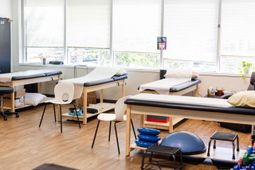 1300 Hospital Drive photo 4