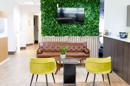 1300 Hospital Drive photo 4