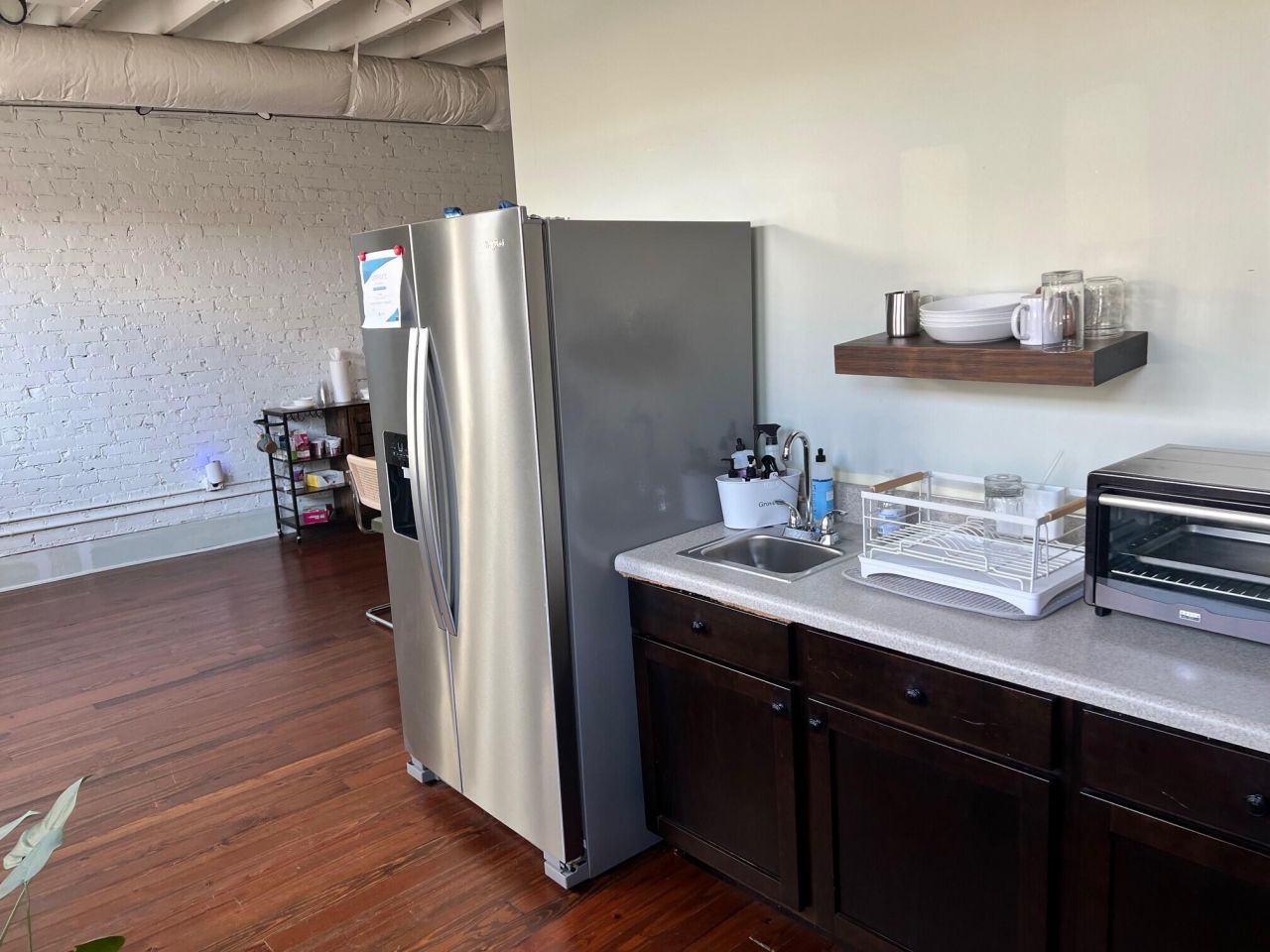 463 King Street Photo 9