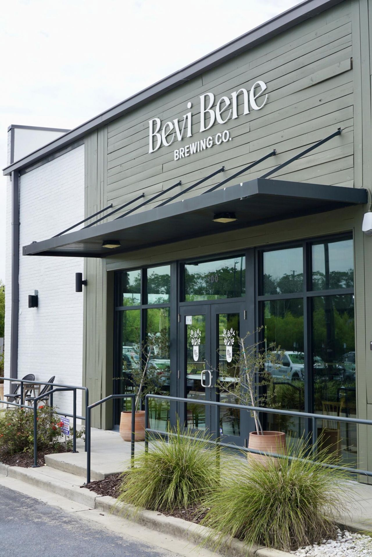 1859 Summerville Avenue Photo 11