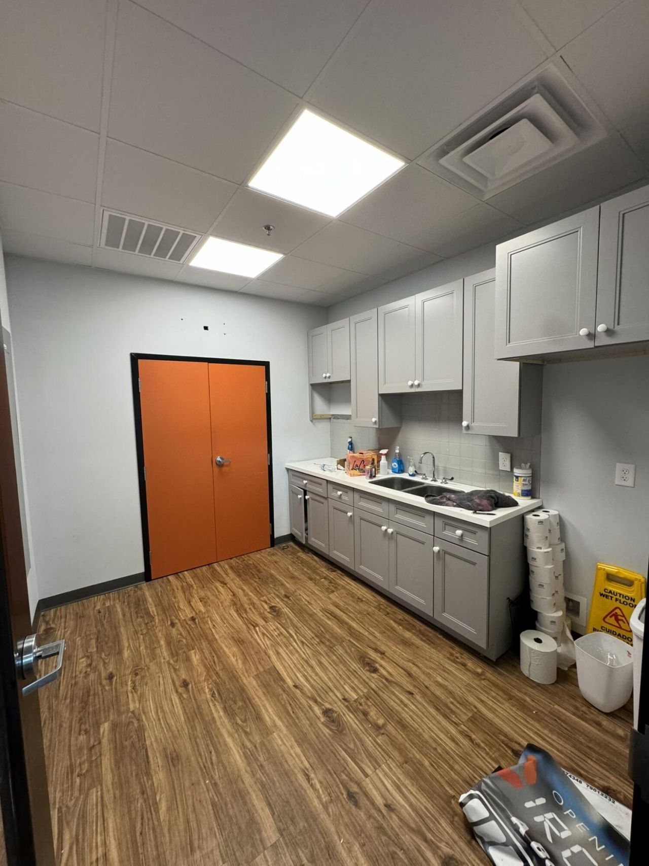 601 Meeting Street Photo 5