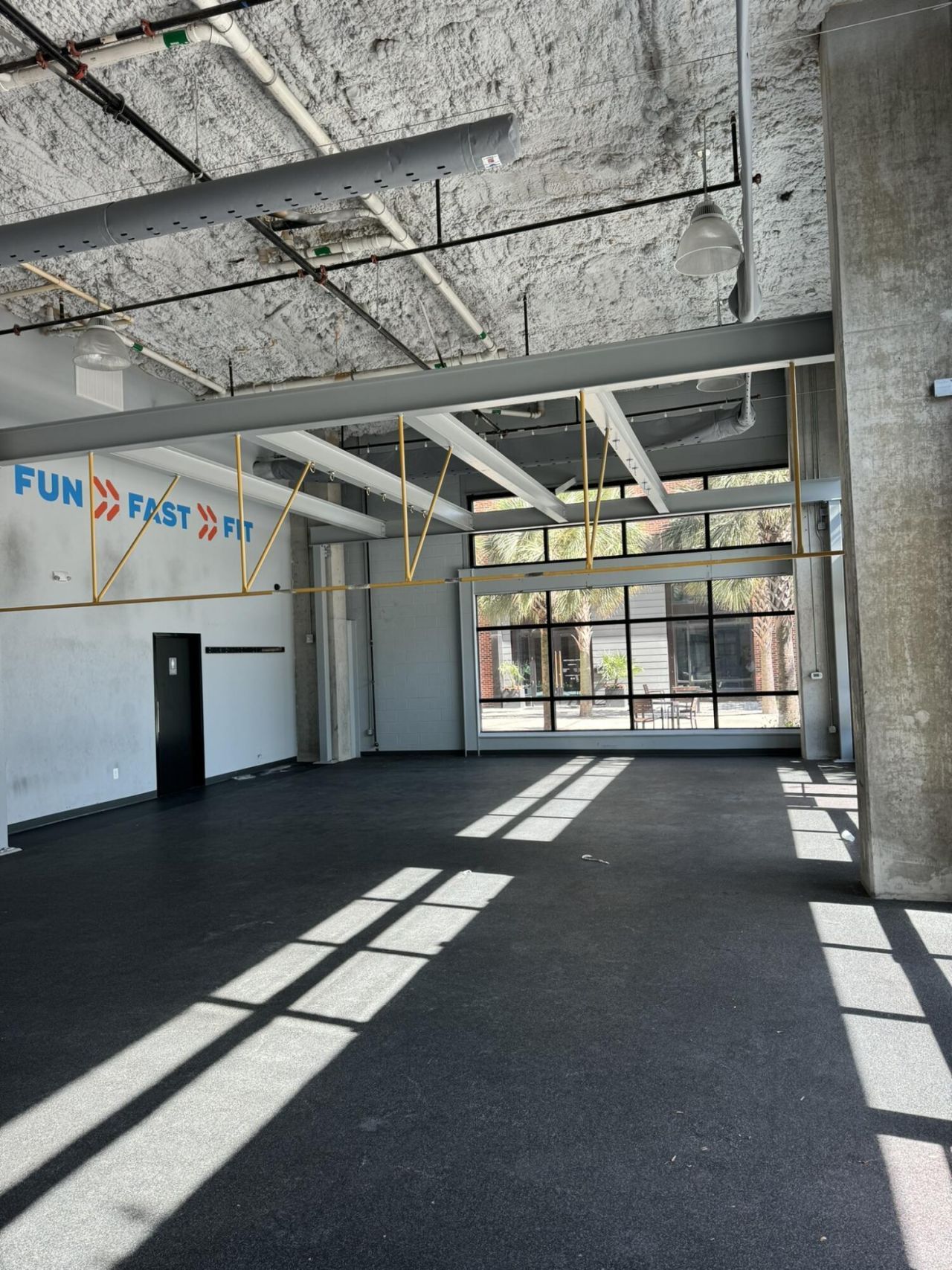 601 Meeting Street Photo 6