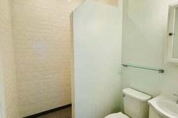 787 Meeting Street photo 4