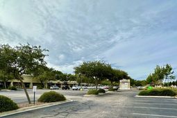 615-103 Johnnie Dodds Boulevard photo 4