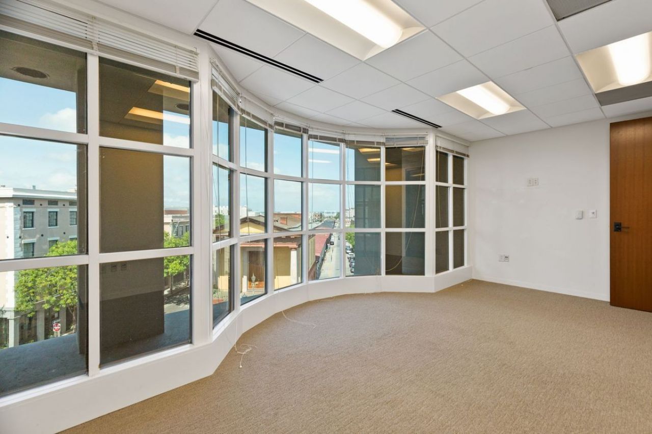 177 Meeting Street Photo 16