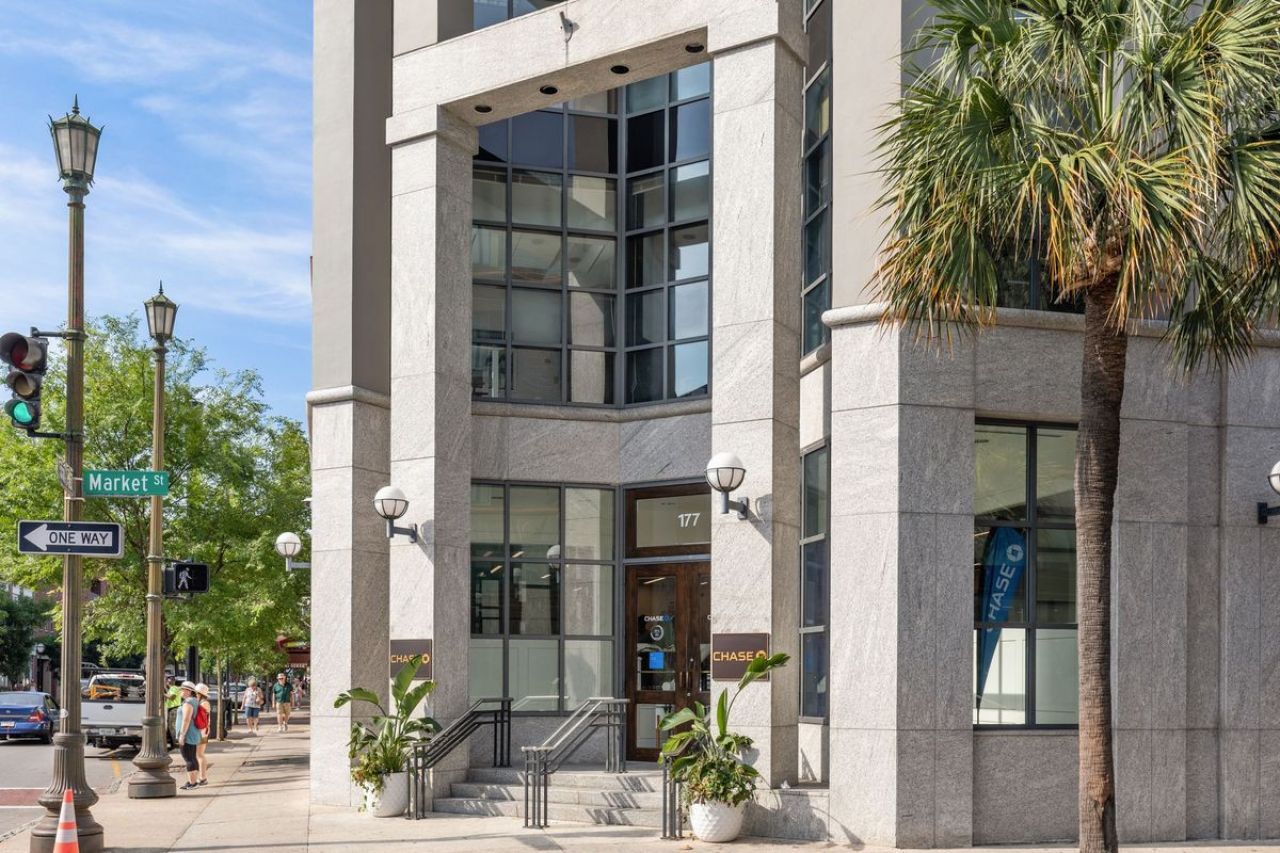 177 Meeting Street Photo 24