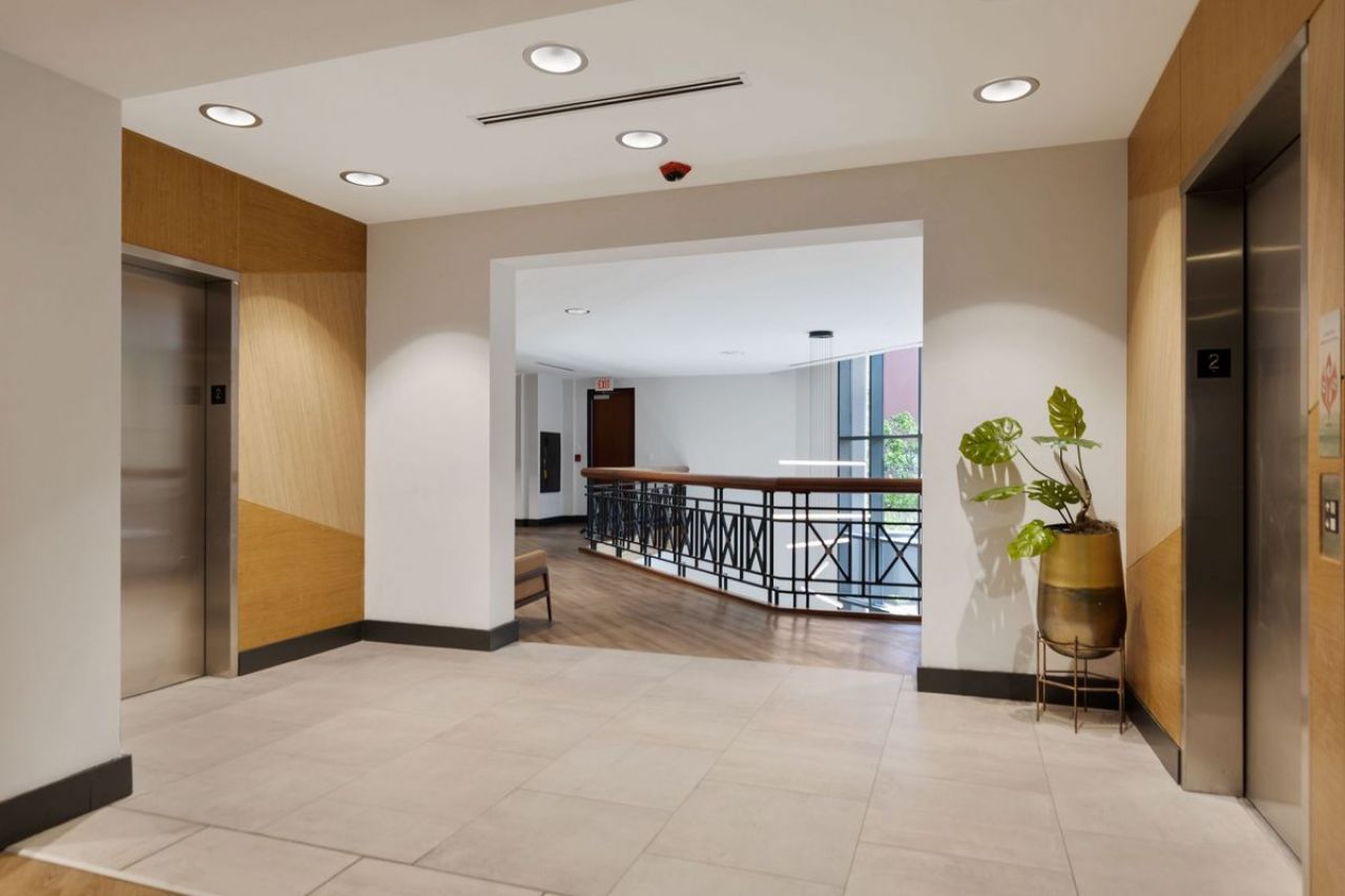 177 Meeting Street Photo 7