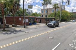 241 Calhoun Street photo 4