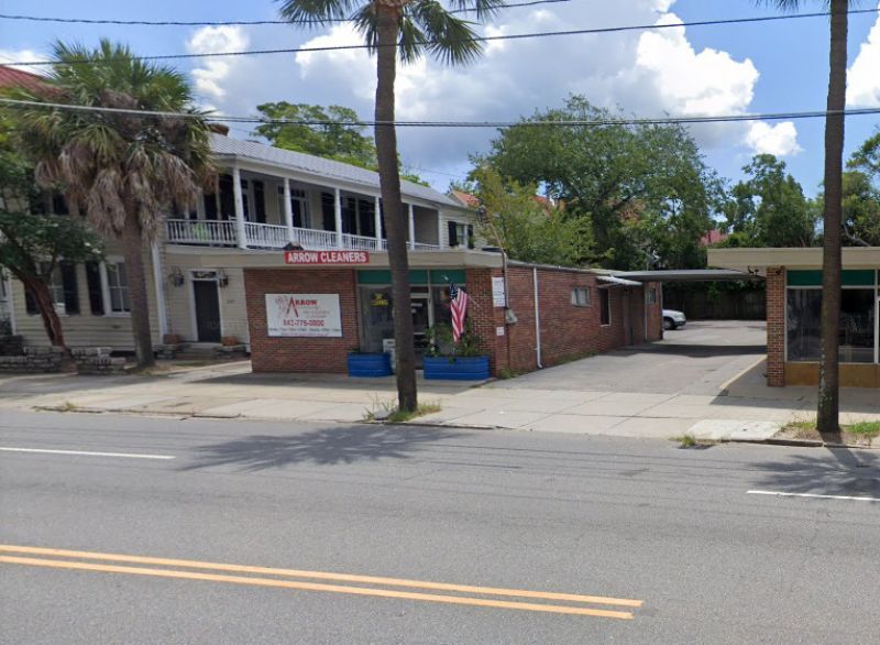 241 Calhoun Street Photo 3