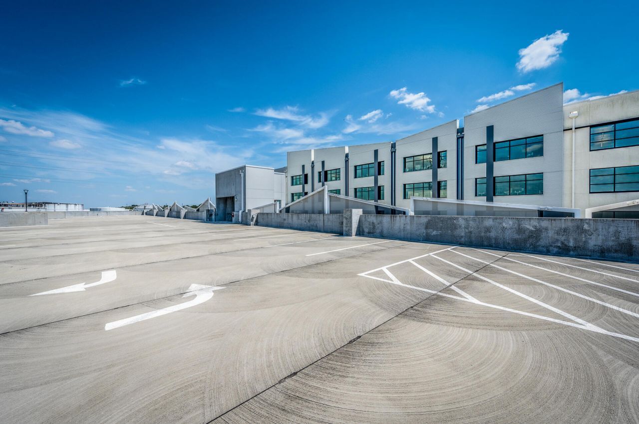 1940 Algonquin Road Photo 25