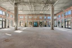 838 Morrison Drive photo 4