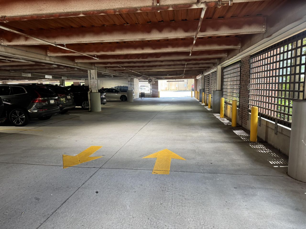 525 E Bay Street Photo 18