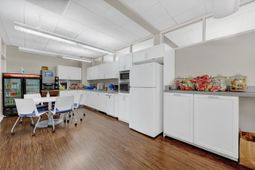 525 E Bay Street photo 4