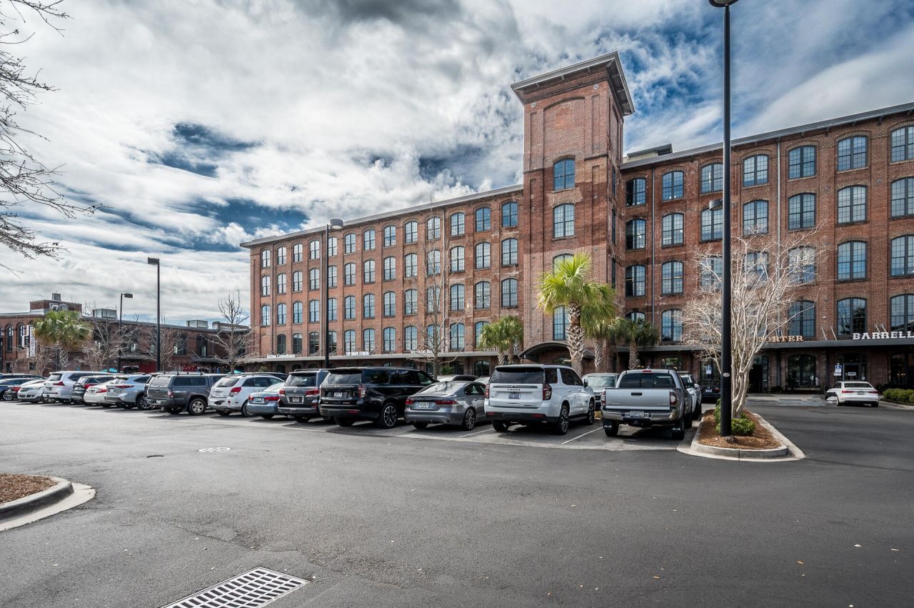 701 E Bay Street Photo 12