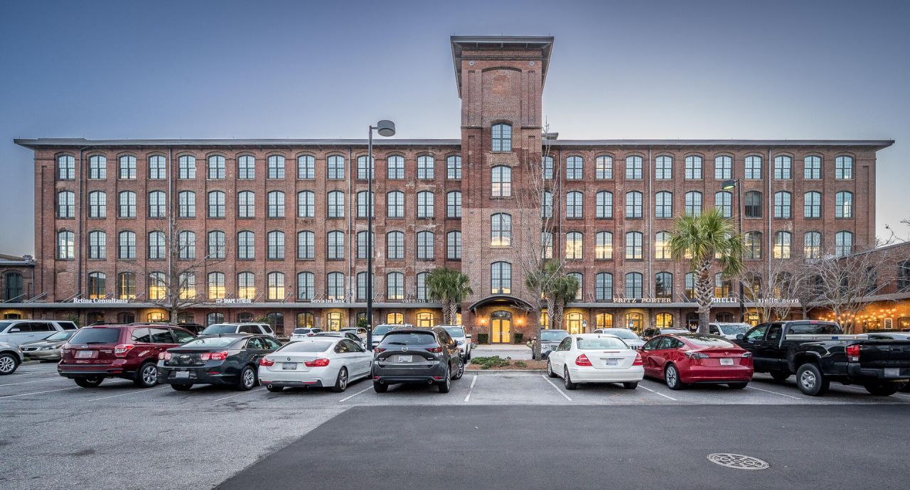 701 E Bay Street Photo 4