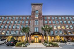 701 E Bay Street photo 4