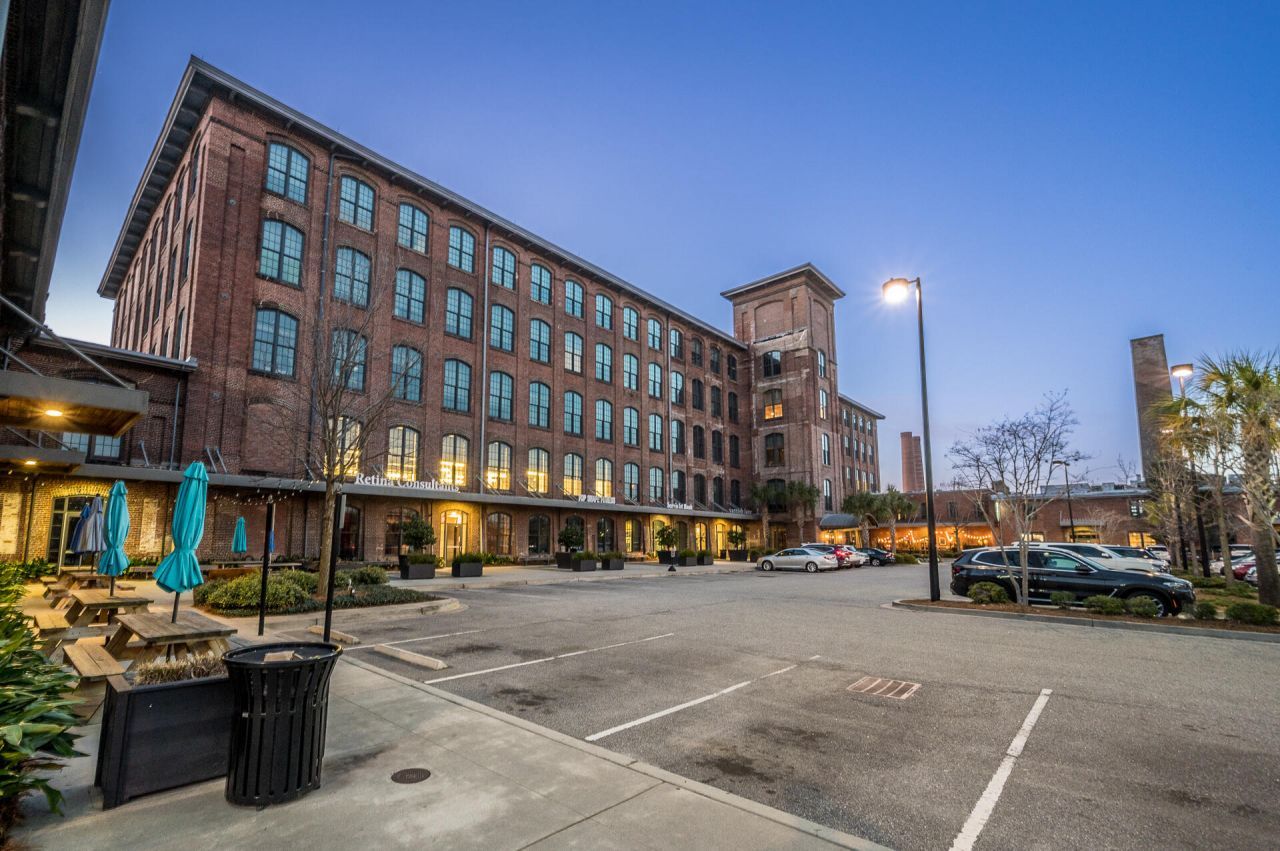 701 E Bay Street Photo 8