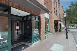 51 George Street photo 4