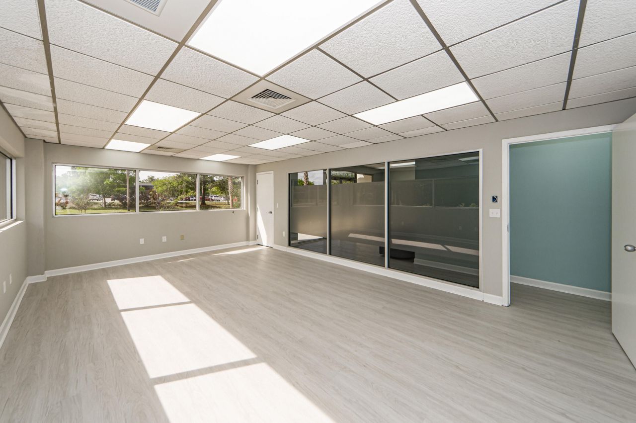 2155 N Park Lane Photo 37