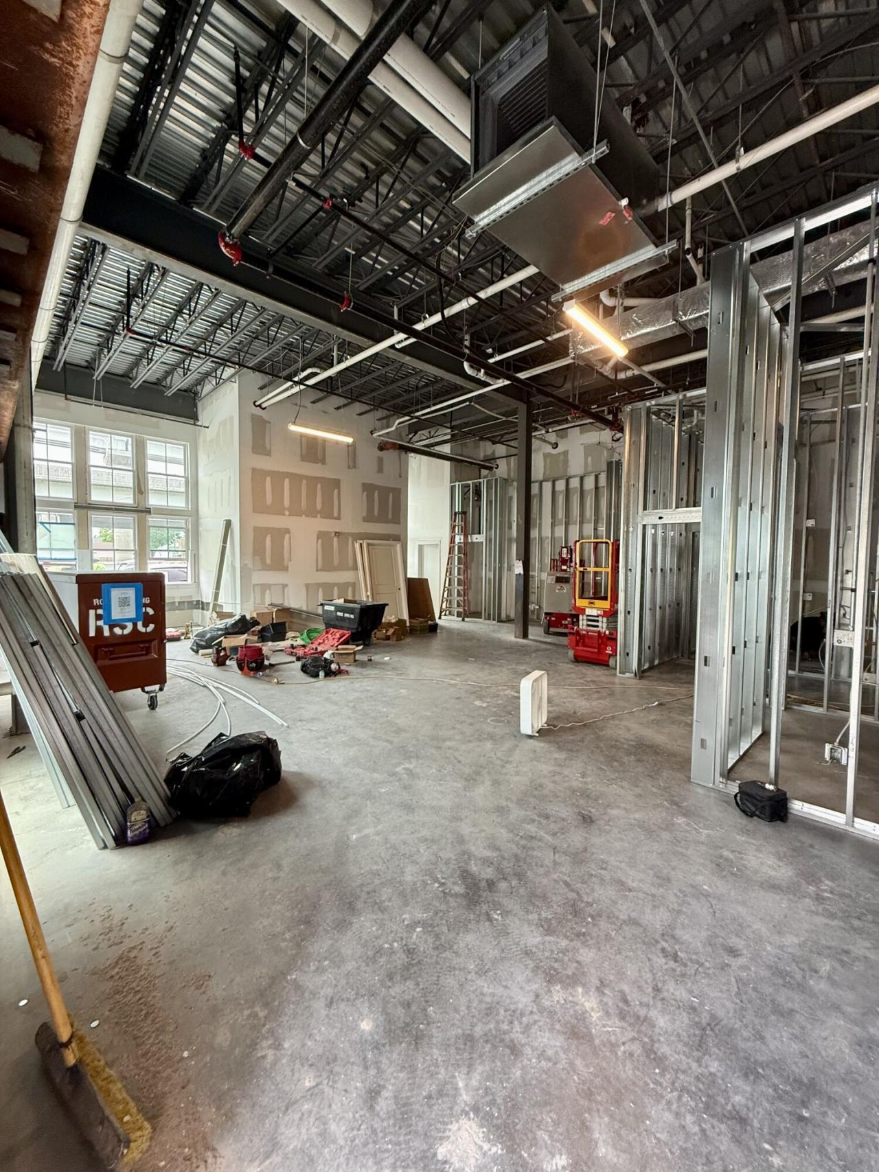 651 Meeting Street Photo 5