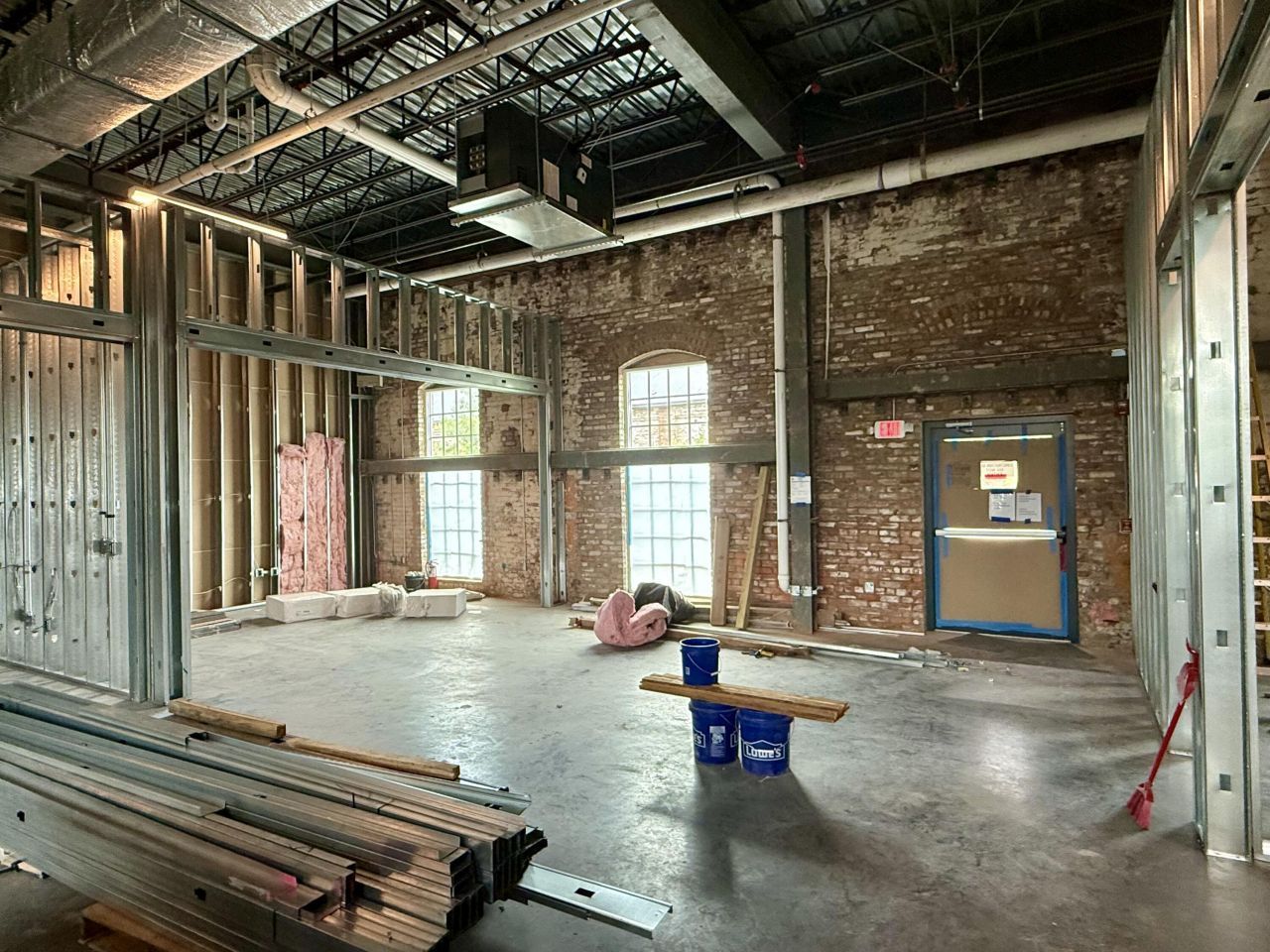 651 Meeting Street Photo 6