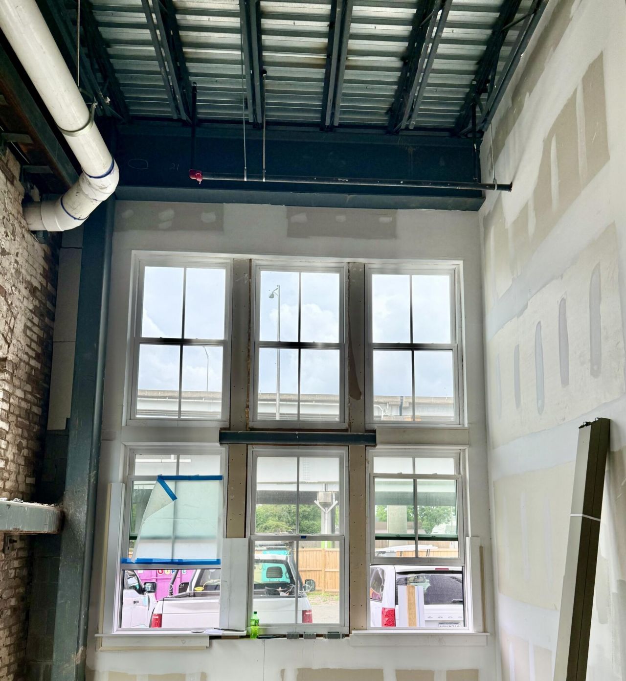 651 Meeting Street Photo 9