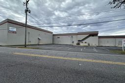 4531 Piggly Wiggly Drive photo 4