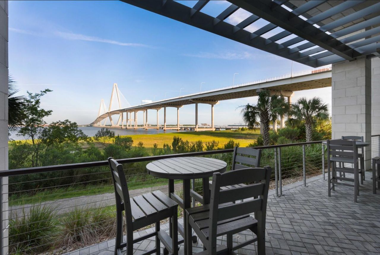 75 Port City Landing Photo 9