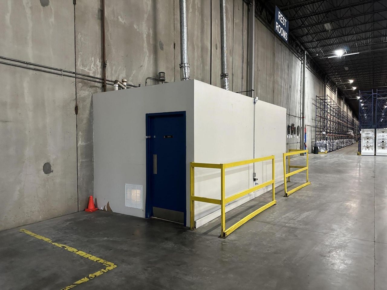 6 Corporate Parkway Photo 6