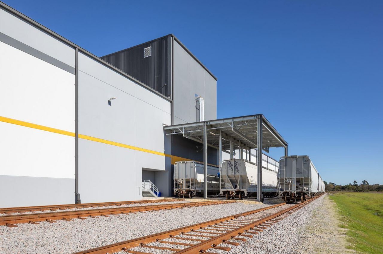 1158 W West Branch Way Photo 4