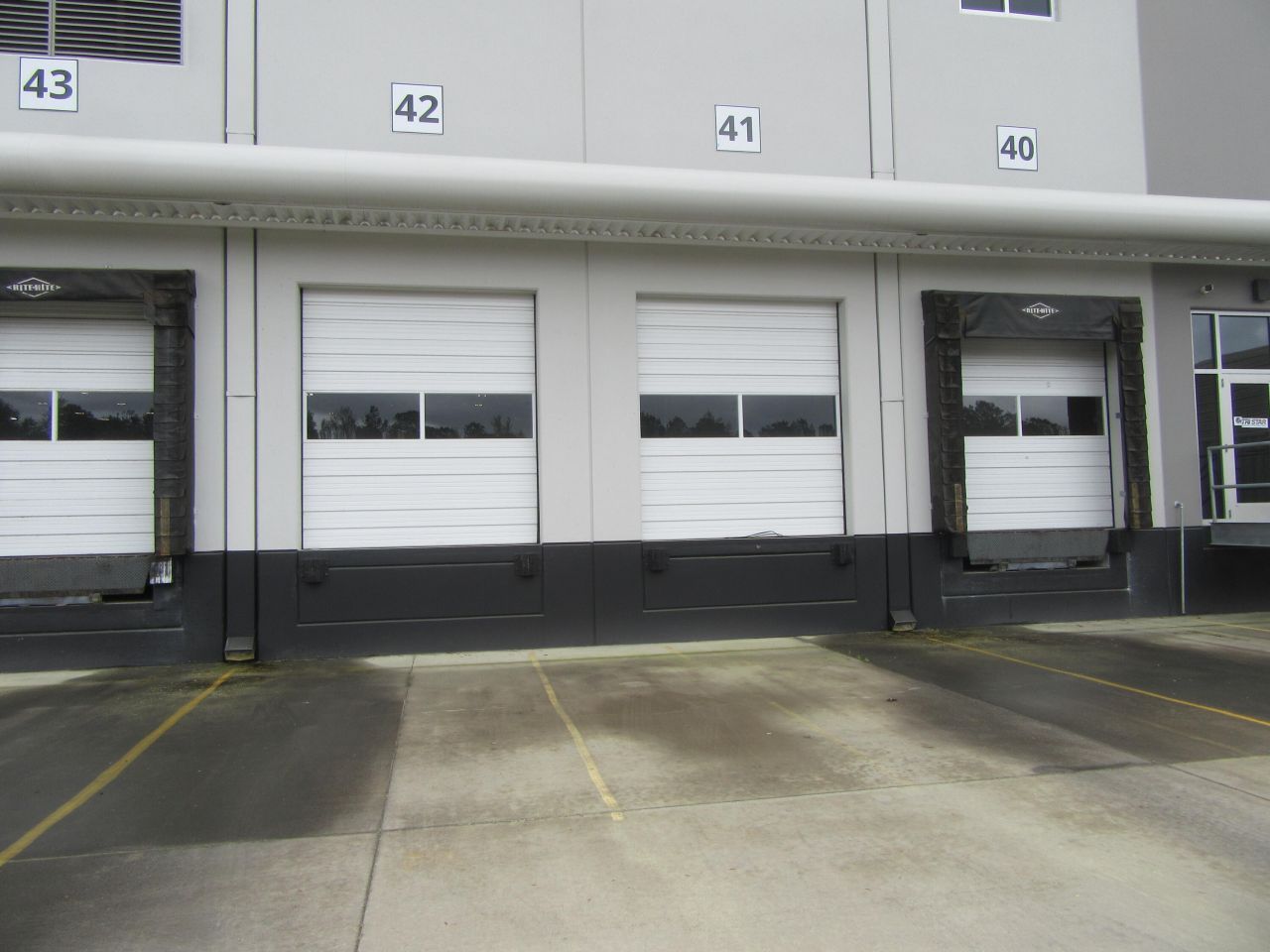 7054 Weber Boulevard Photo 11