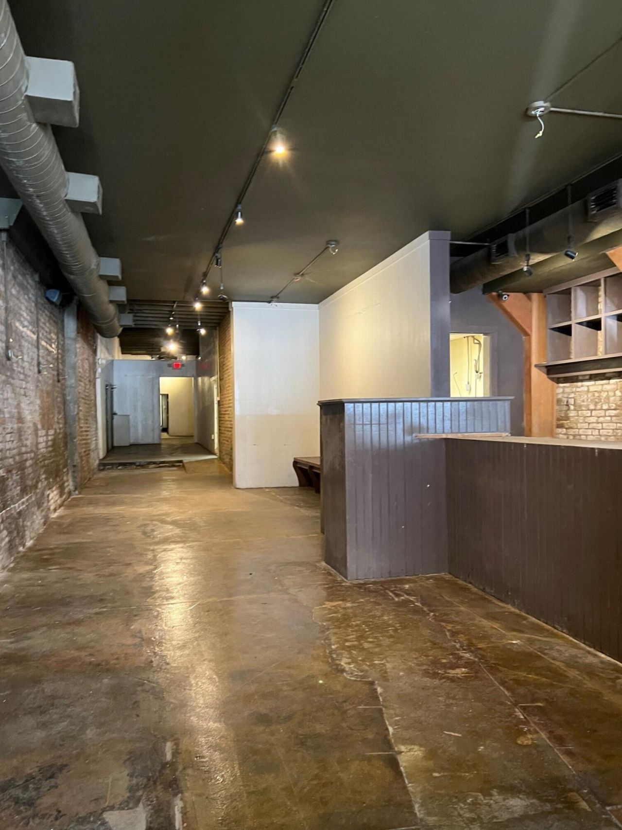 229 King Street Photo 7