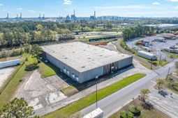 925 Commerce Circle photo 4