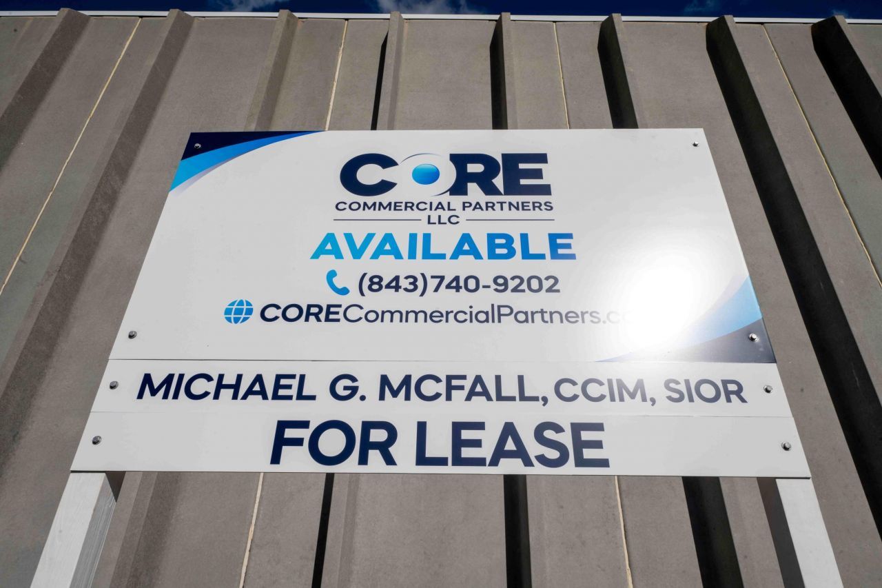 925 Commerce Circle Photo 6