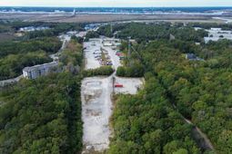 2637 Clements Ferry Road photo 4