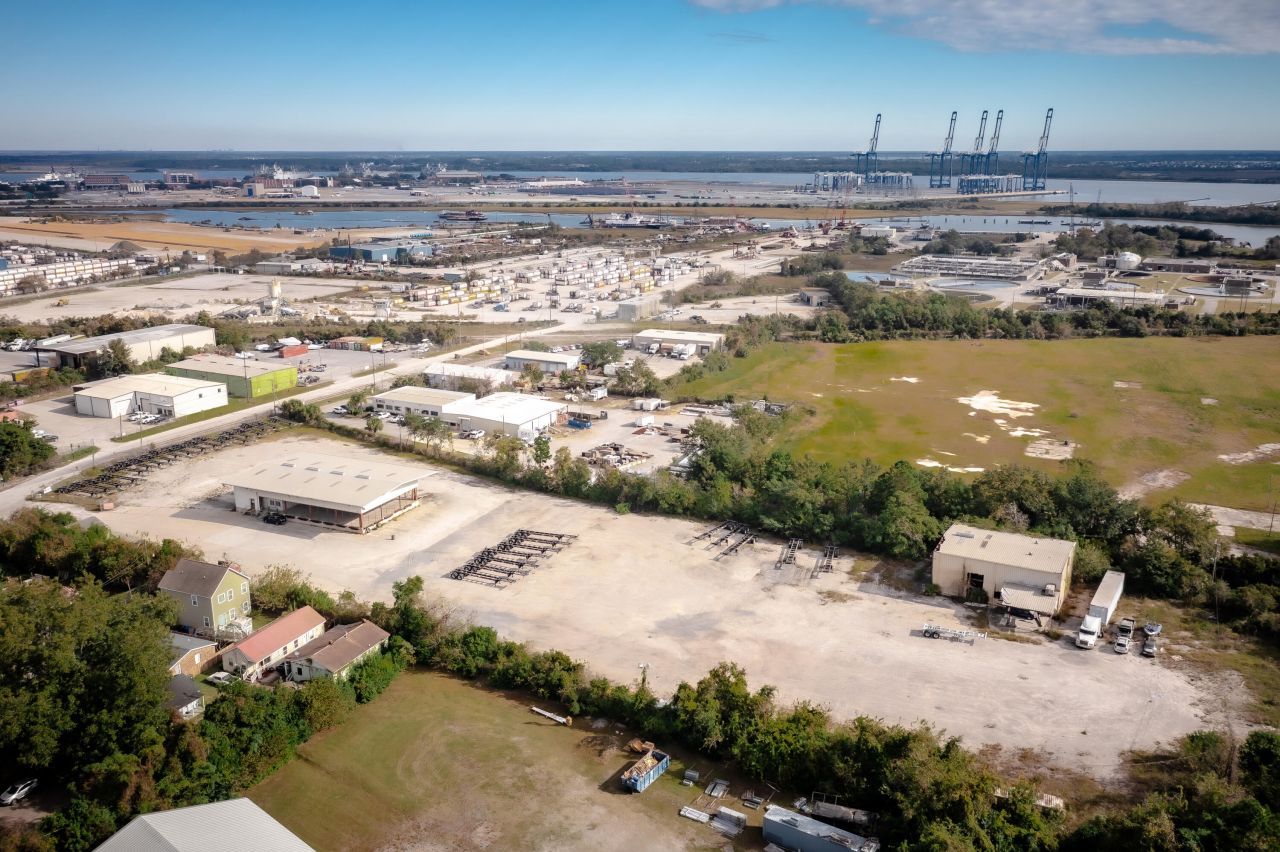 2003 Cherry Hill Lane Photo 4