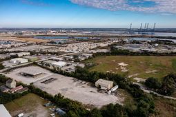 2003 Cherry Hill Lane photo 4