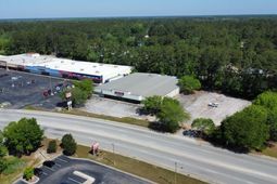 303 Robertson Boulevard photo 4