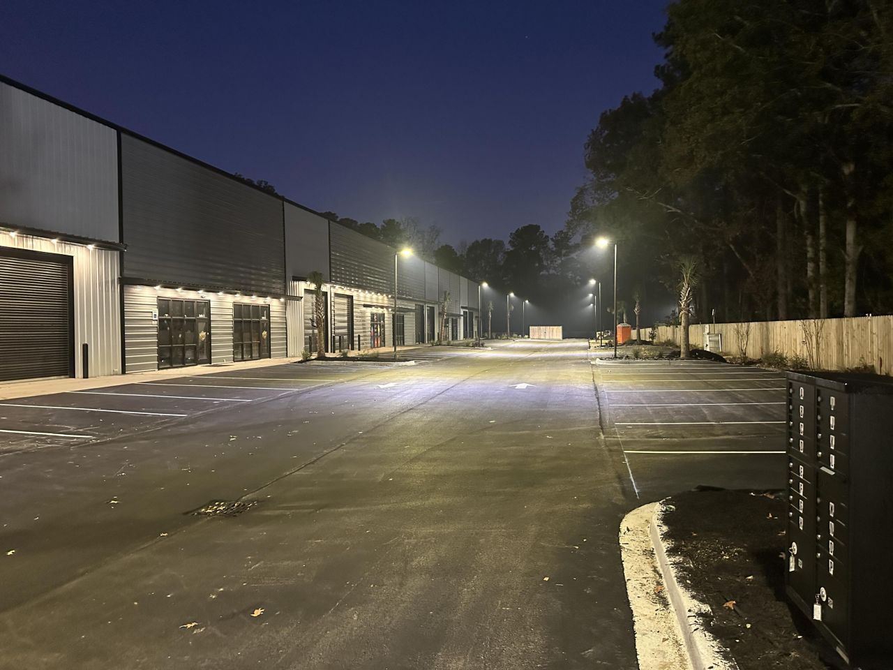 977 Royle Road Photo 6