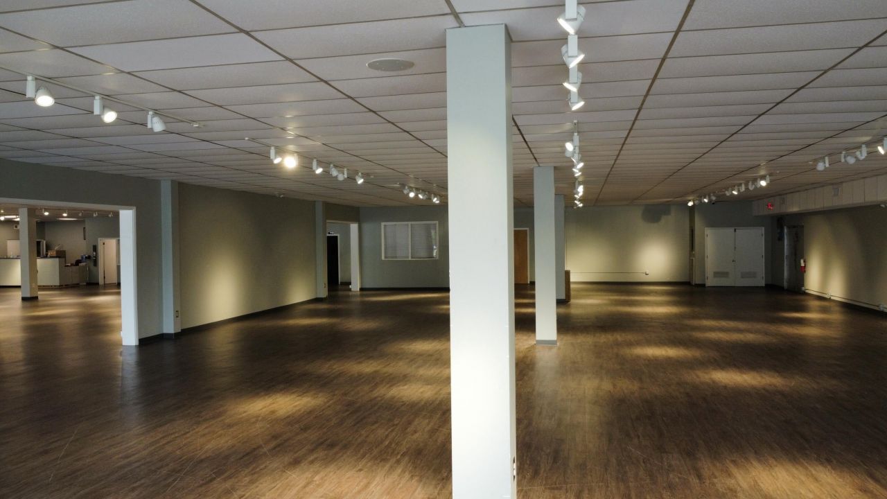 5550 Rivers Avenue Photo 24